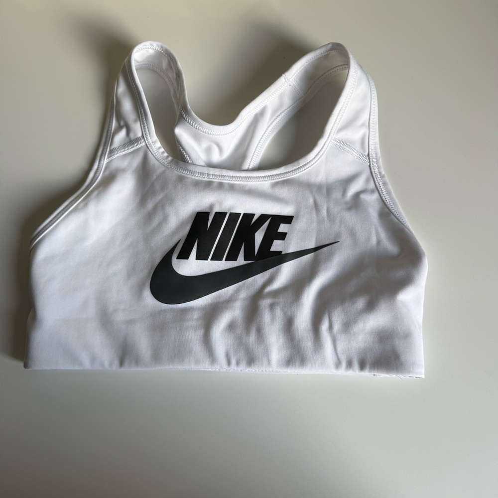 NWOT Nike Sports Bra